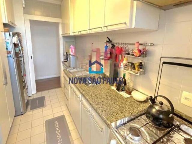 Apartamento para Venda com 02 quartos, sendo 01 Suíte com 2 Vagas livres! Metrô São Judas !