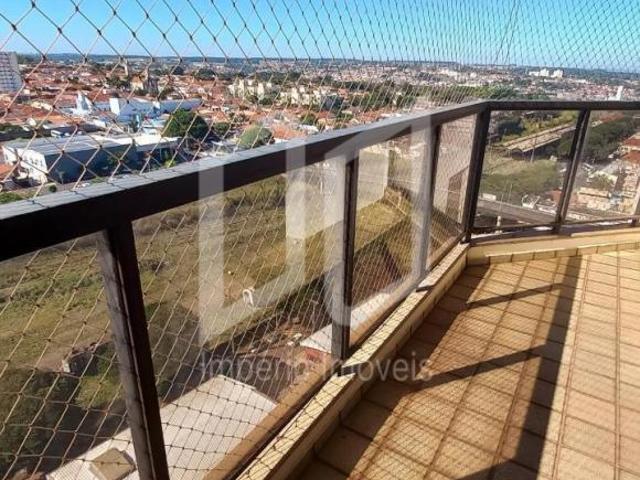 Apartamento para venda e aluguel em Centro de 254.00m² com 3 Quartos, 1 Suite e 2 Garagens