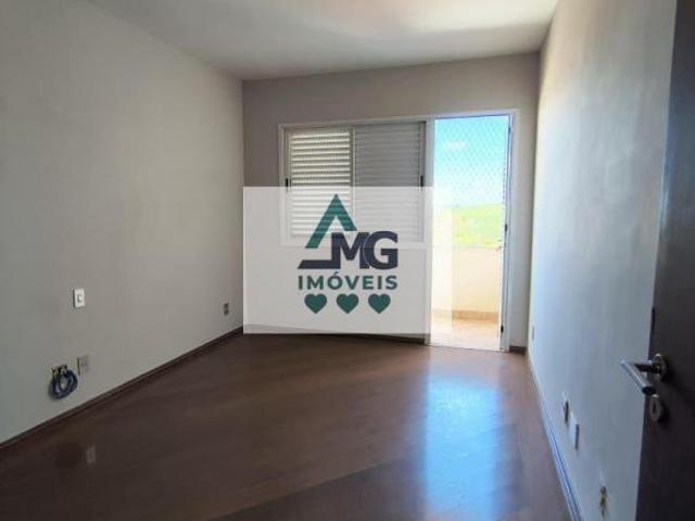Apartamento para venda e aluguel em Centro, Três Corações