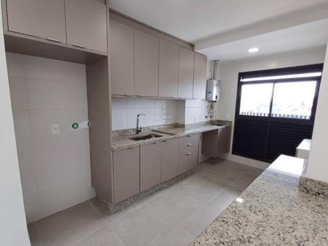 Apartamento para venda e aluguel em Jardim Emília de 106.00m² com 3 Quartos, 1 Suite e 2 Garagens