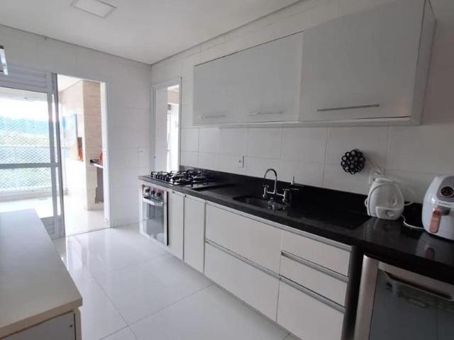 Apartamento Para Venda E Aluguel Em Jardim Marica de 124.00 m² Com 4 Quartos, 3 Suites E 2 Garagens