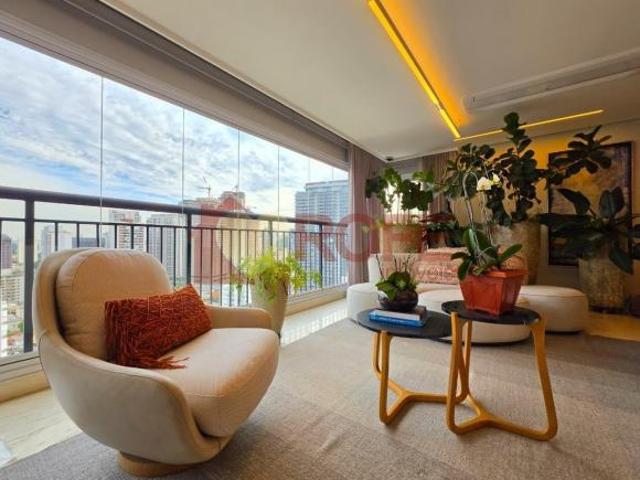 Apartamento para venda e locação com 213m² Brooklin, São Paulo, SP