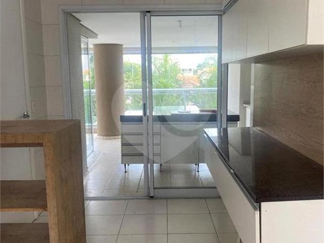 APARTAMENTO PARA VENDA E LOCAÇÃO EM MOEMA