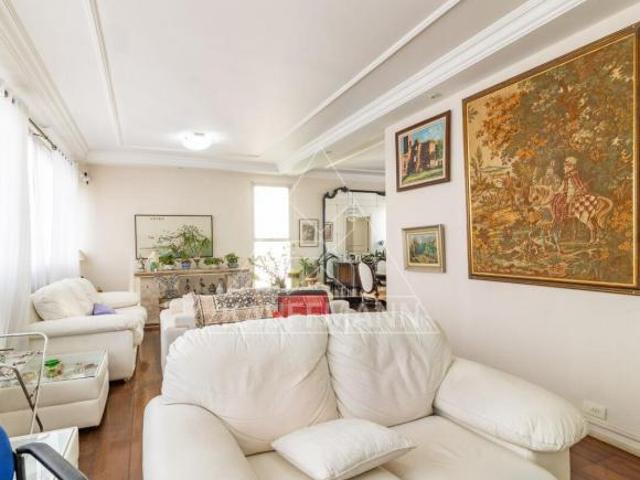 Apartamento para Venda e Locação em Higienópolis 4 Dormitórios 1 Suíte 2 Vagas 180m²A.Ú