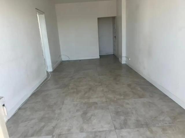 Apartamento para Venda em Macaé/RJ Centro 2 Quartos