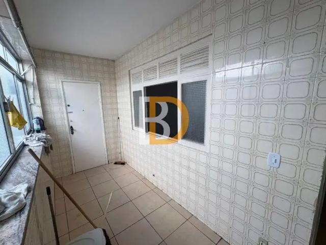 Apartamento para Venda em Macaé/RJ Centro 2 Quartos