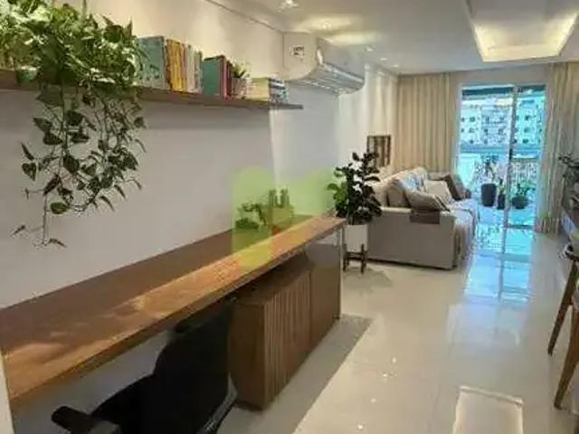 Apartamento para Venda em Macaé/RJ Imbetiba 2 Quartos