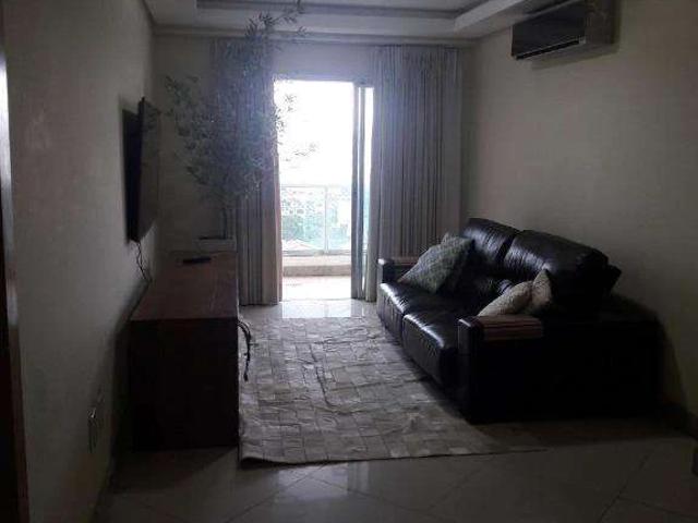 Apartamento para Venda em Macaé/RJ Praia Campista 3 Quartos