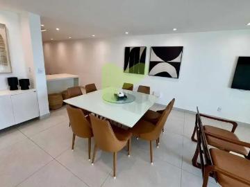 Apartamento para Venda em Macaé/RJ Praia Campista 2 Quartos