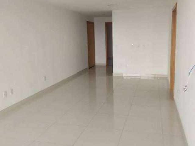 Apartamento para Venda em Macaé/RJ Praia do Pecado 3 Quartos