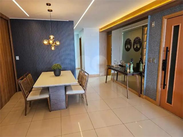Apartamento para Venda em Maceió/AL Farol 4 Quartos