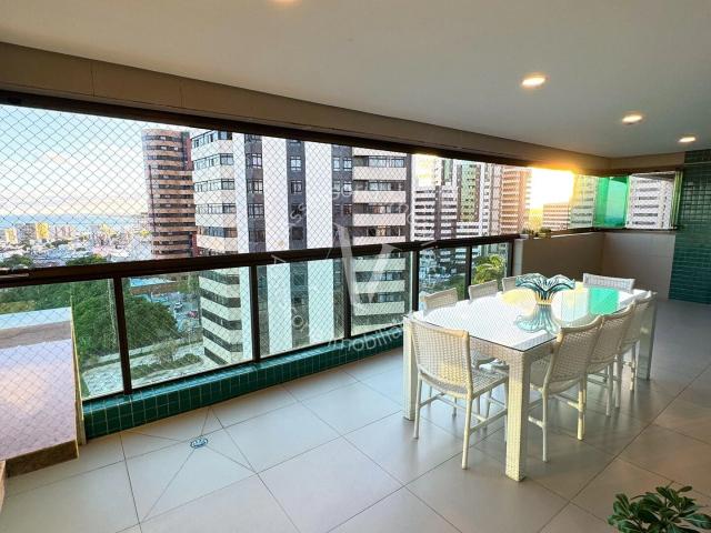 Apartamento para Venda em Maceió/AL Farol 4 Quartos