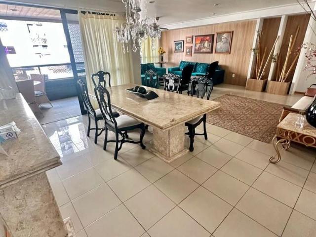 Apartamento para Venda em Maceió/AL Ponta Verde 4 Quartos