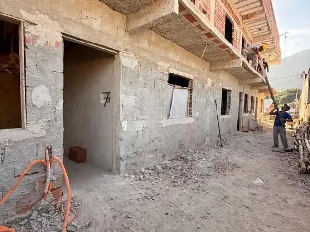 Apartamento para Venda em Maricá/RJ Barroco Itaipuaçu 2 Quartos