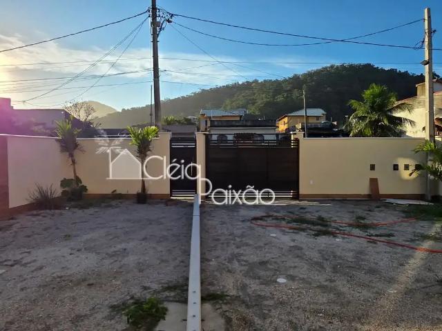 Apartamento para Venda em Maricá/RJ Centro 2 Quartos