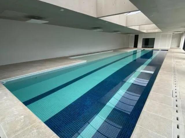 Apartamento para Venda em Marília, Condomínio Edifício Vila Lobos, 4 dormitórios, 4 suítes, 6 banhei