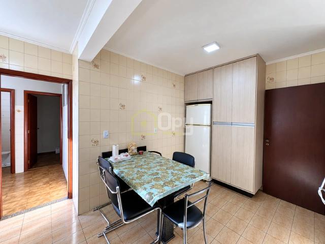 Apartamento para Venda em Marília/SP Centro 3 Quartos