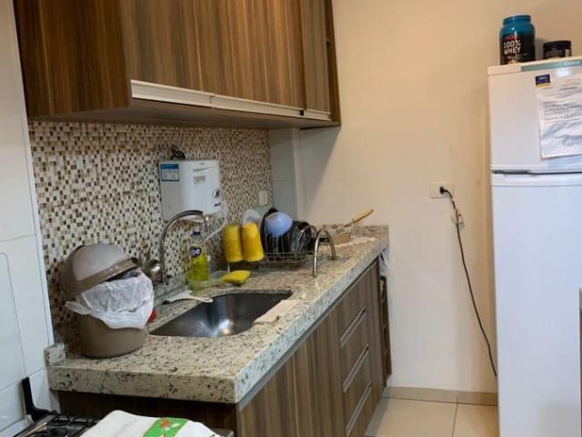 Apartamento para Venda em Maringá/PR Zona 07 1 Quartos