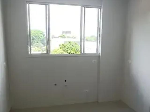 Apartamento para Venda em Maringá/PR Zona 07 2 Quartos