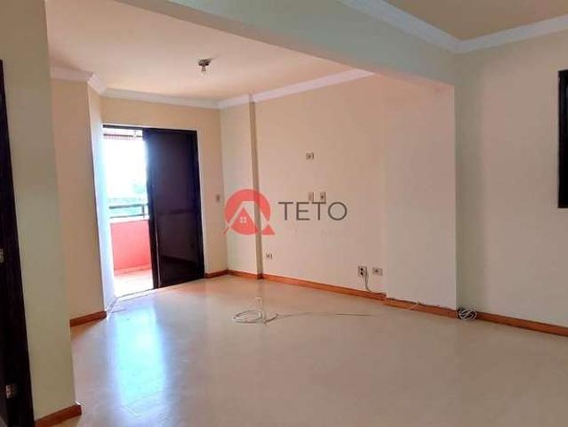Apartamento para Venda em Maringá/PR Zona 07 3 Quartos
