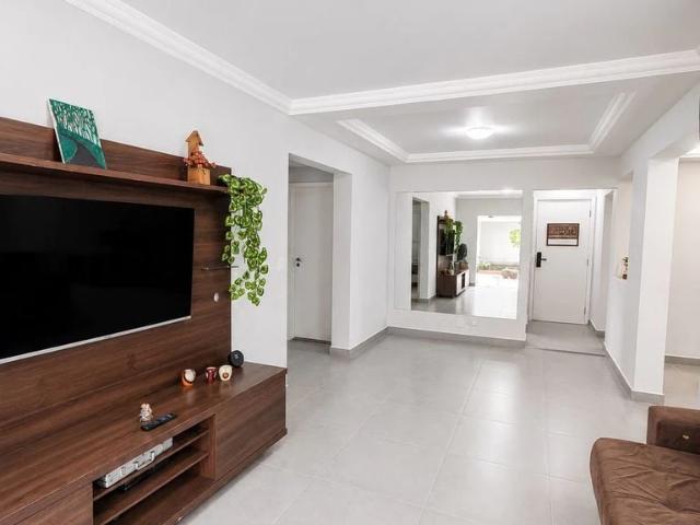 Apartamento para Venda em Maringá/PR Zona 07 4 Quartos
