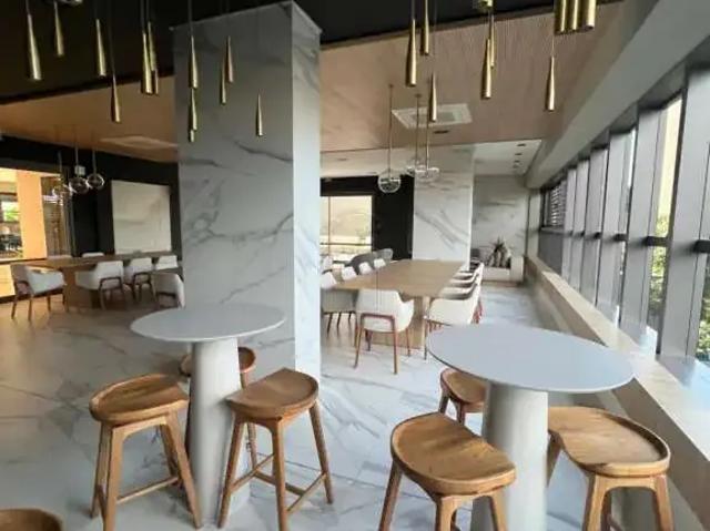 Apartamento para Venda em Maringá/PR Zona 01 3 Quartos