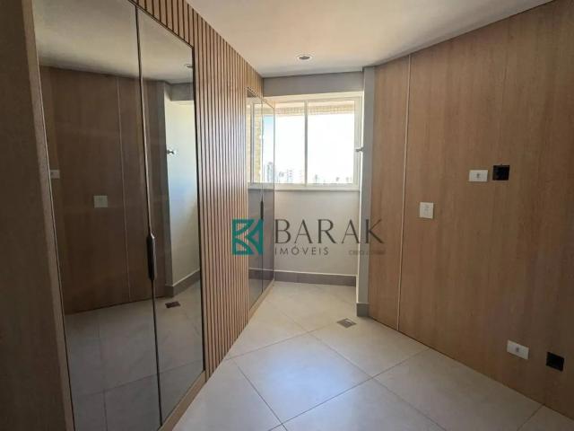 Apartamento para Venda em Maringá/PR Zona 03 3 Quartos