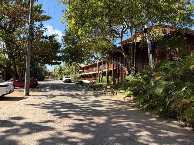 Apartamento para Venda em Mata de São João/BA Praia do Forte 3 Quartos