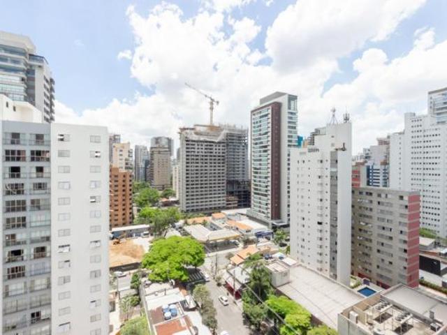 Apartamento para venda em Moema com 2 quartos, sendo 2 suítes, 138m²
