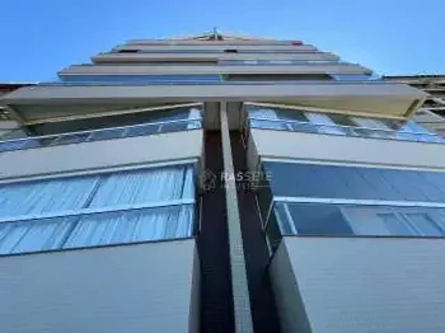 Apartamento para Venda em Navegantes/SC Centro 3 Quartos