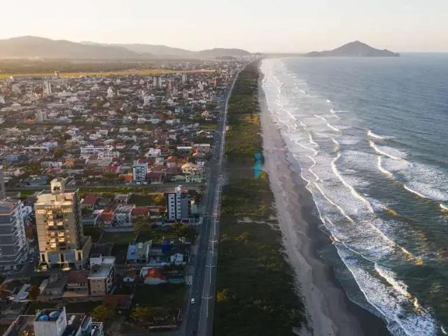 Apartamento para Venda em Navegantes/SC Centro 3 Quartos