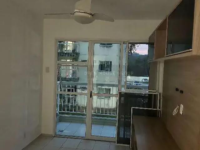 Apartamento para Venda em Niterói/RJ Várzea das Moças 2 Quartos