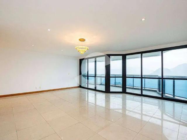 Apartamento para Venda em Niterói/RJ Boa Viagem 4 Quartos