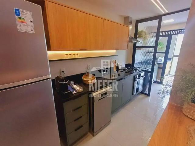 Apartamento para Venda em Niterói/RJ Camboinhas 4 Quartos