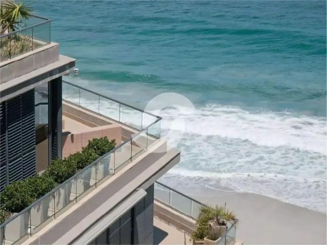 Apartamento para Venda em Niterói/RJ Camboinhas 4 Quartos