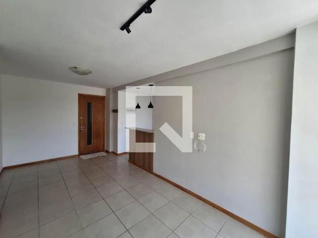 Apartamento para Venda em Niterói/RJ Cantagalo 2 Quartos