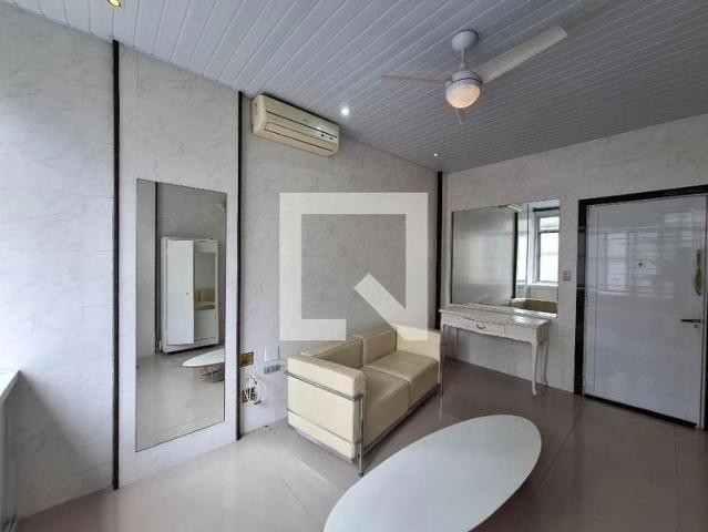 Apartamento para Venda em Niterói/RJ Icaraí 2 Quartos