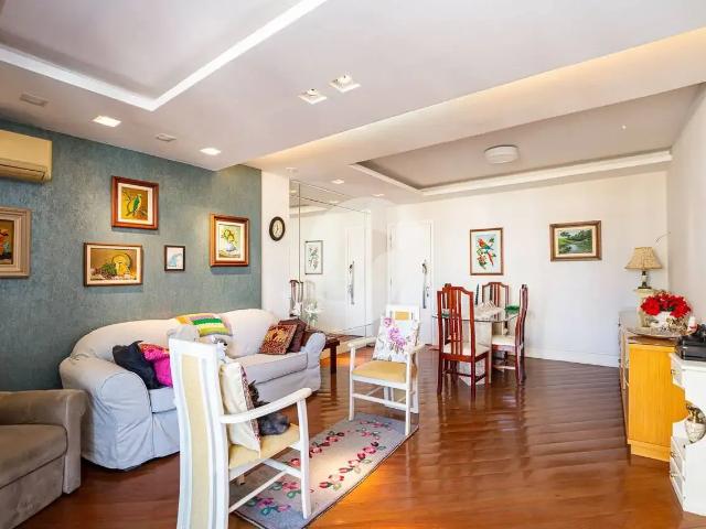 Apartamento para Venda em Niterói/RJ Icaraí 4 Quartos