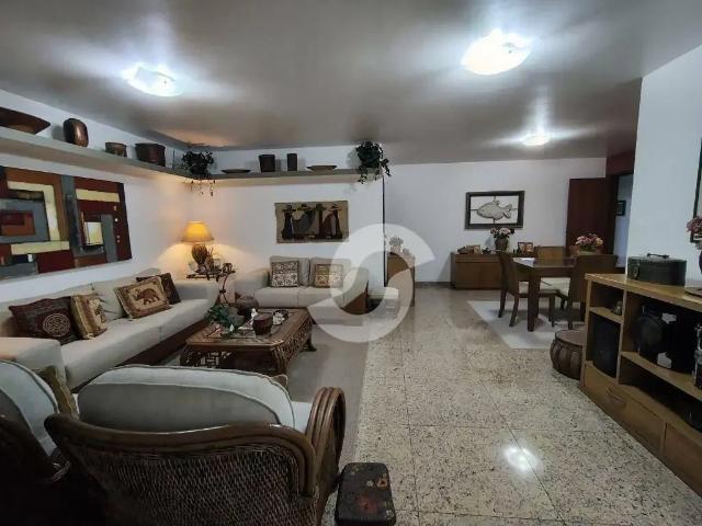 Apartamento para Venda em Niterói/RJ Icaraí 4 Quartos