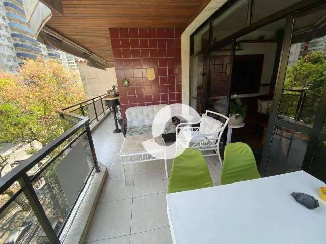 Apartamento para Venda em Niterói/RJ Icaraí 4 Quartos