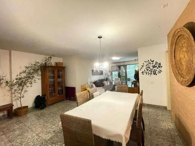 Apartamento para Venda em Niterói/RJ Icaraí 4 Quartos