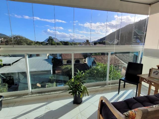 Apartamento para Venda em Niterói/RJ São Francisco 3 Quartos