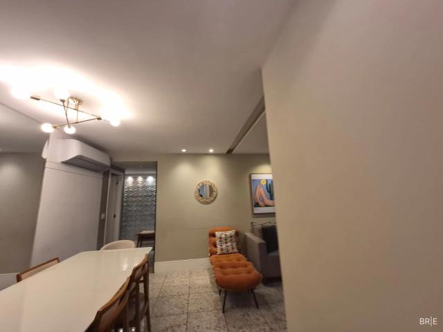 Apartamento para Venda em Niterói/RJ São Francisco 3 Quartos