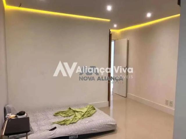 Apartamento para Venda em Niterói/RJ São Francisco 4 Quartos
