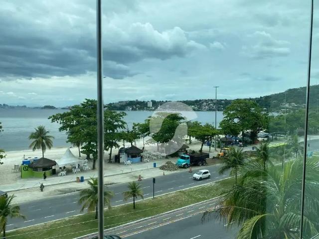 Apartamento para Venda em Niterói/RJ São Francisco 4 Quartos