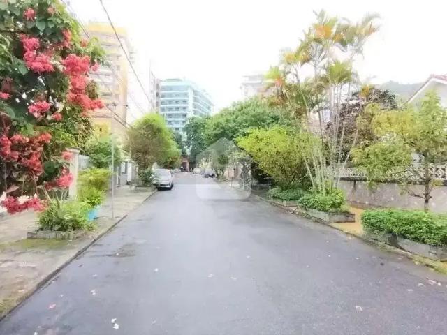 Apartamento para Venda em Niterói/RJ Santa Rosa 2 Quartos