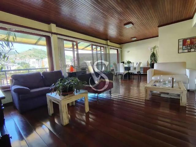 Apartamento para Venda em Nova Friburgo/RJ Centro 4 Quartos