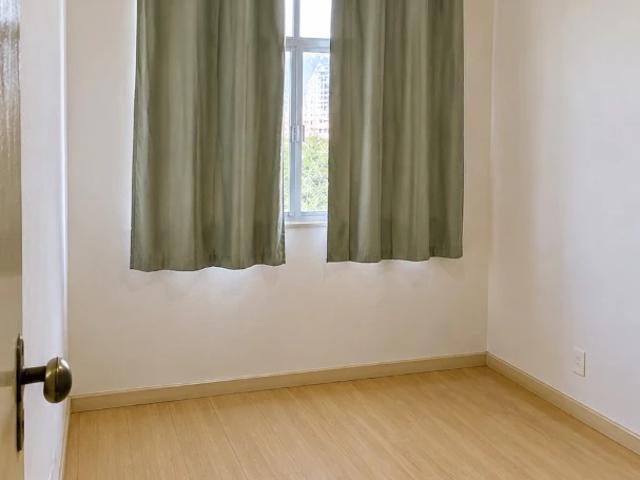 Apartamento para Venda em Nova Iguaçu/RJ Centro 3 Quartos