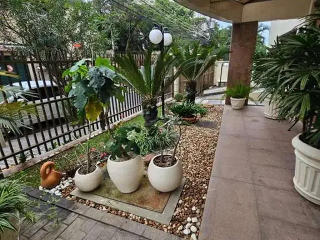 Apartamento para Venda em Nova Iguaçu/RJ Centro 4 Quartos