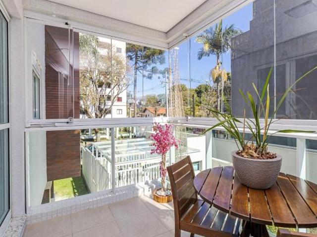 Apartamento para venda em Água Verde de 120.00m² com 3 Quartos, 1 Suite e 2 Garagens